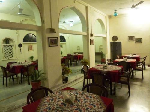 Dev Niwas - Heritage Hotel
