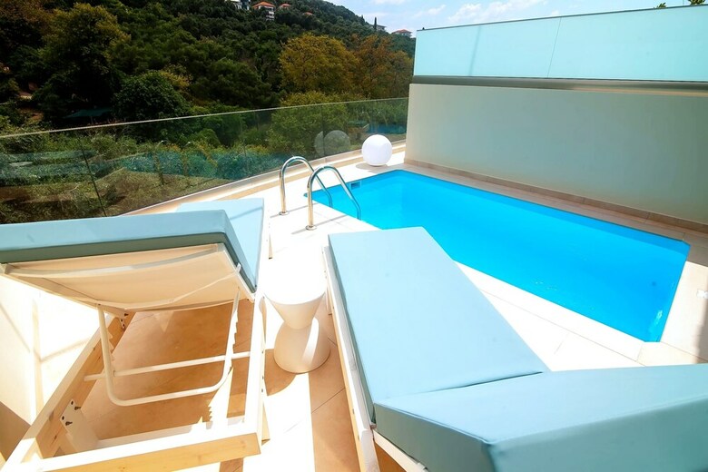 Elite Luxury Villas