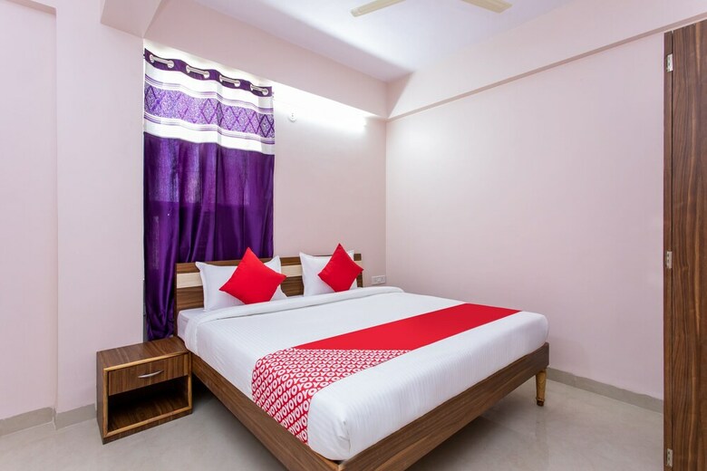 Oyo 24461 Hotel Suvidha