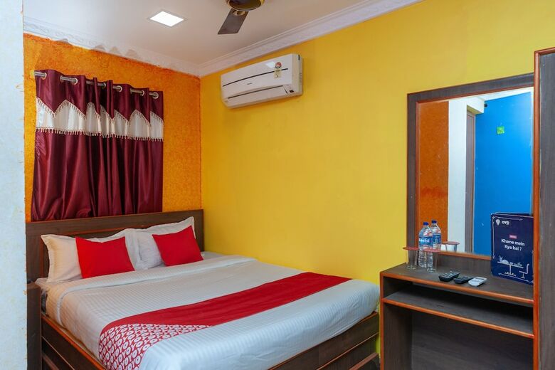 Hotel Oyo 24280 Kvs Residency