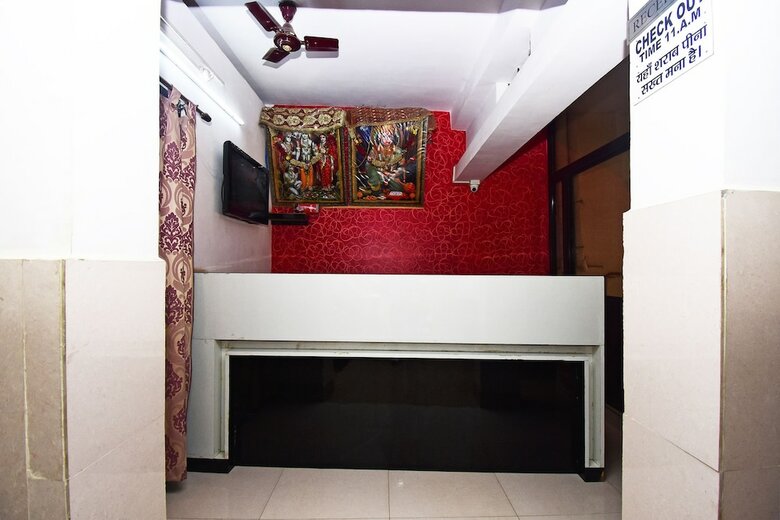 Spot On 44384 Hotel Amit