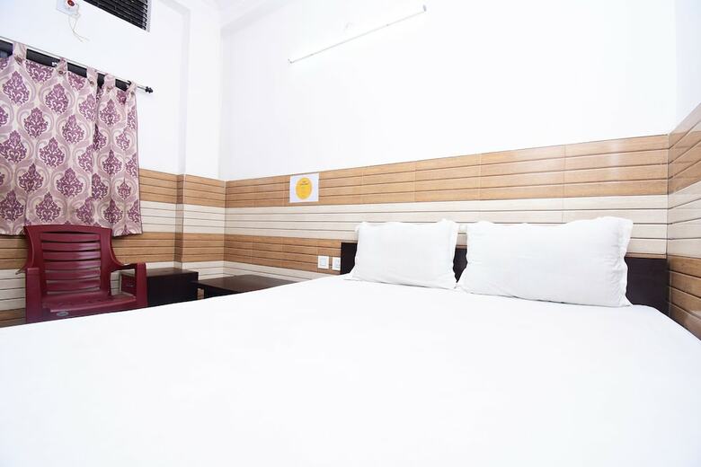 Spot On 44384 Hotel Amit