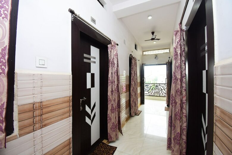 Spot On 44384 Hotel Amit