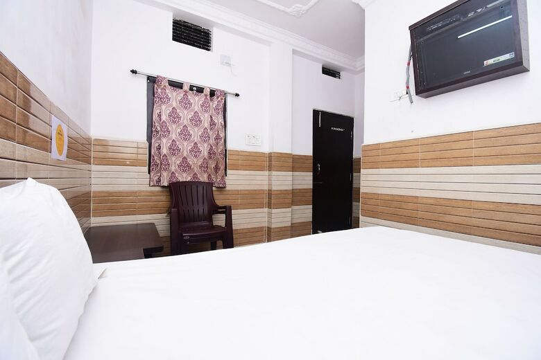 Spot On 44384 Hotel Amit