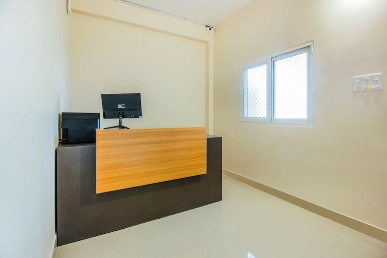 Hotel Oyo Flagship 30254 Flagship Blessings