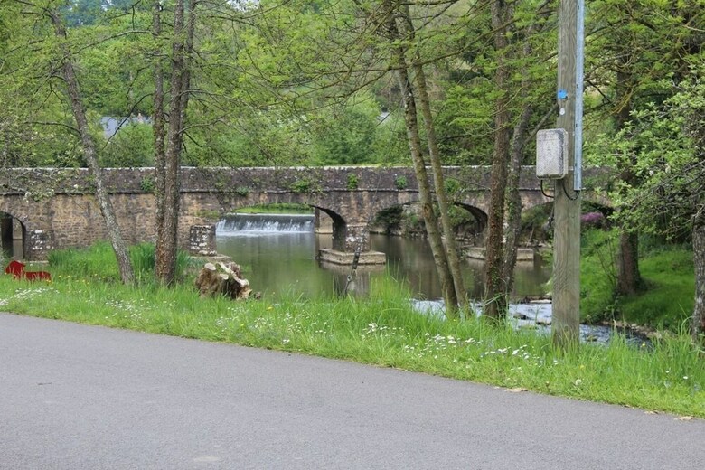 French Property By The River