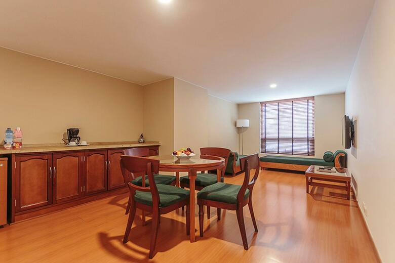 Hotel Suite Jones Estelar
