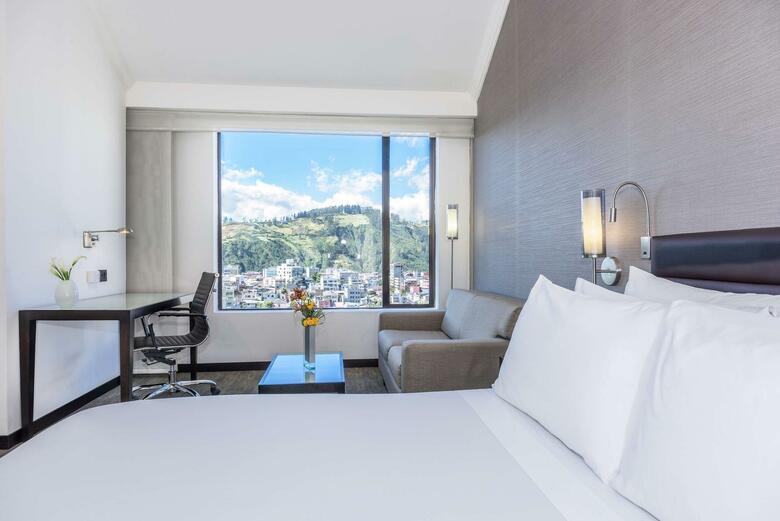 Hotel NH Collection Royal Quito