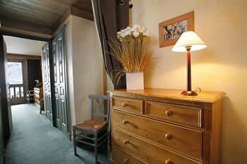 Hotel H�tel Village Montana