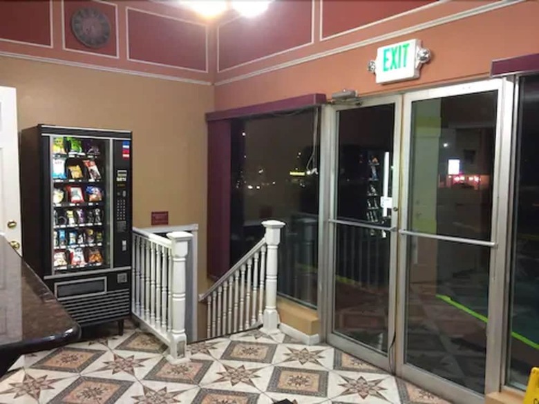 Motel Regal Inn & Suites