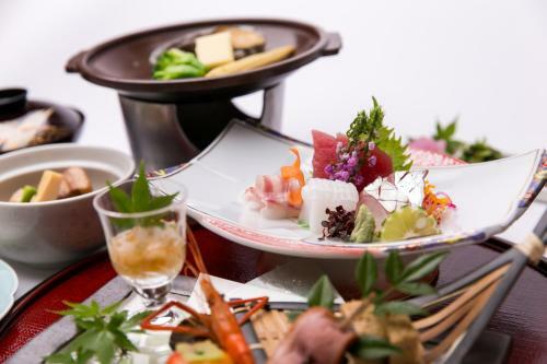 Nanki Shirahama Resort Hotel