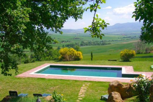 Pienza Villa Sleeps 13 Pool Wifi