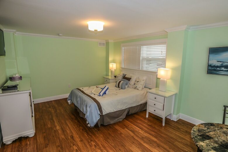 203 Fairweather Villa C