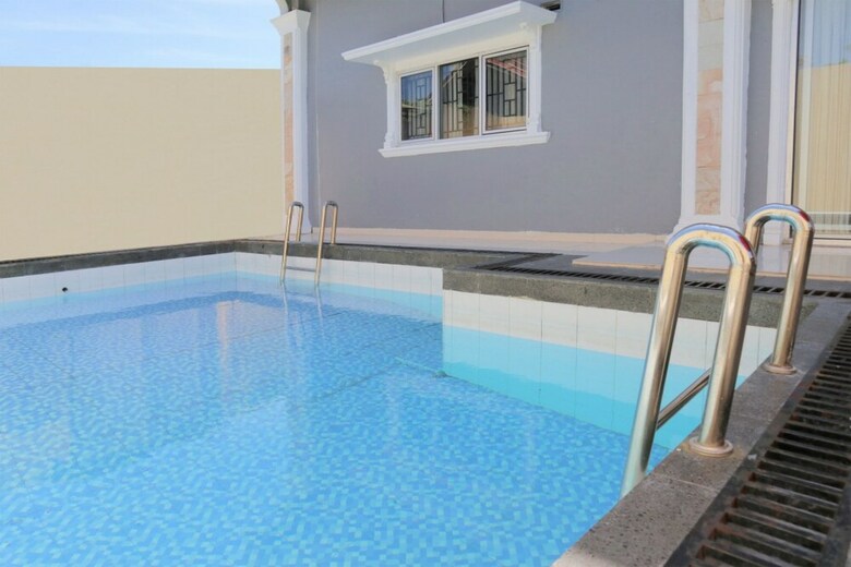 Hotel Oyo 1326 Mahakam Guest House