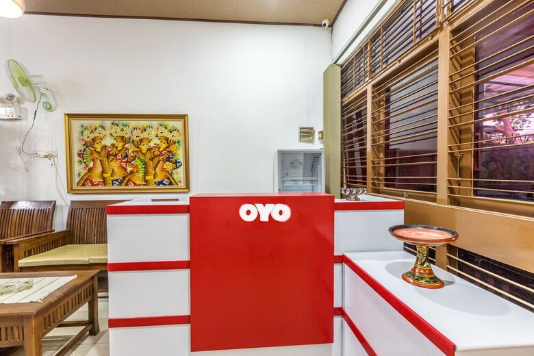 Hotel Oyo 1082 Kost Arie 1