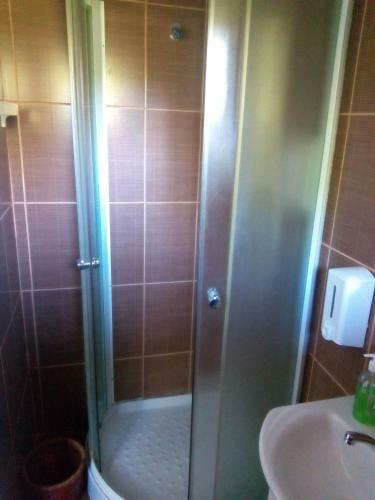 Hostal Pensiunea Casa Bratia