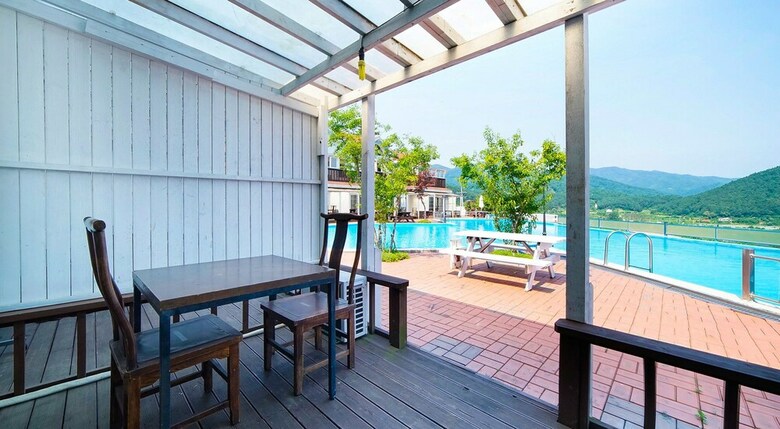 Yangyang Hillstar Pension