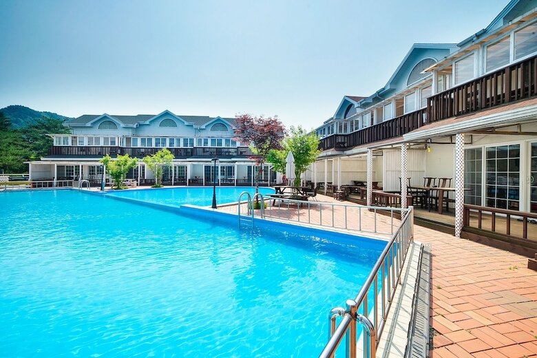 Yangyang Hillstar Pension