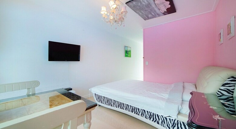Yangyang Hillstar Pension