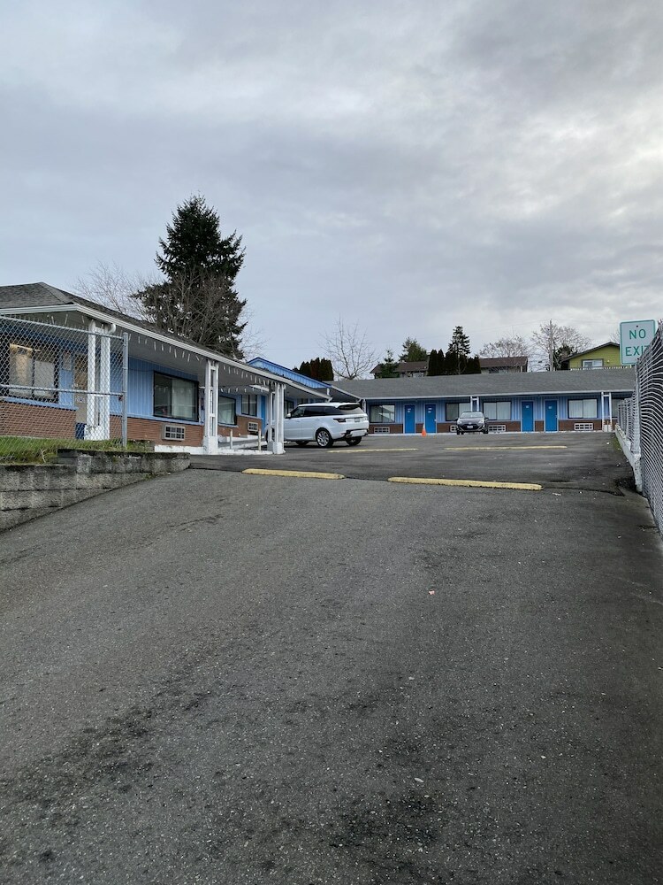 Hotel New West Motel