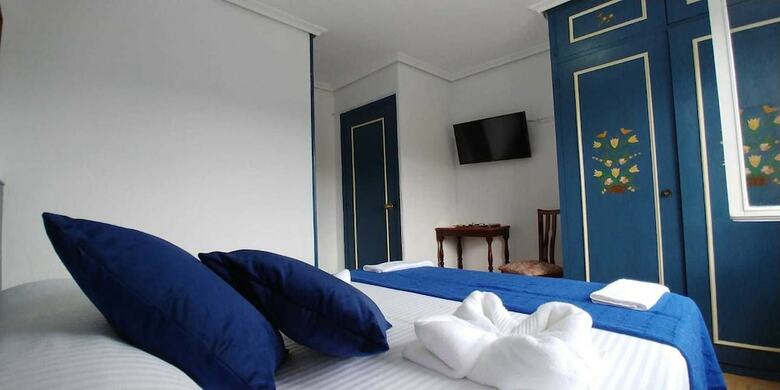 Pension Hostal & Restaurante Miralpas