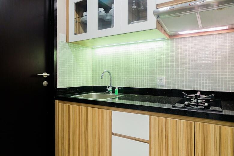 Comfy And Modern 1br At Lexington Apartment