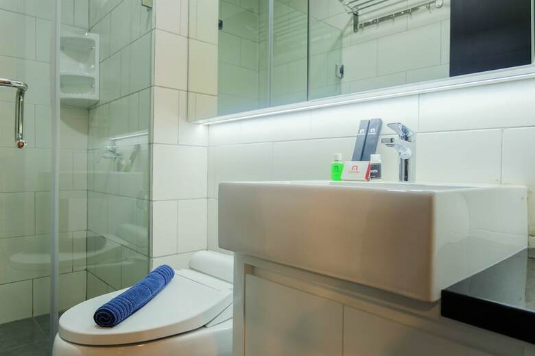 Comfy And Modern 1br At Lexington Apartment