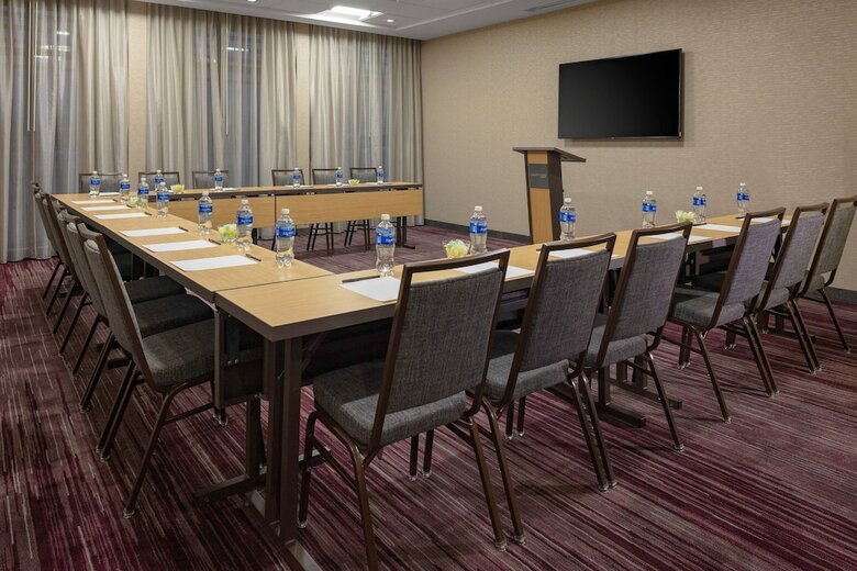 Hotel Courtyard By Marriott Cincinnati Mason