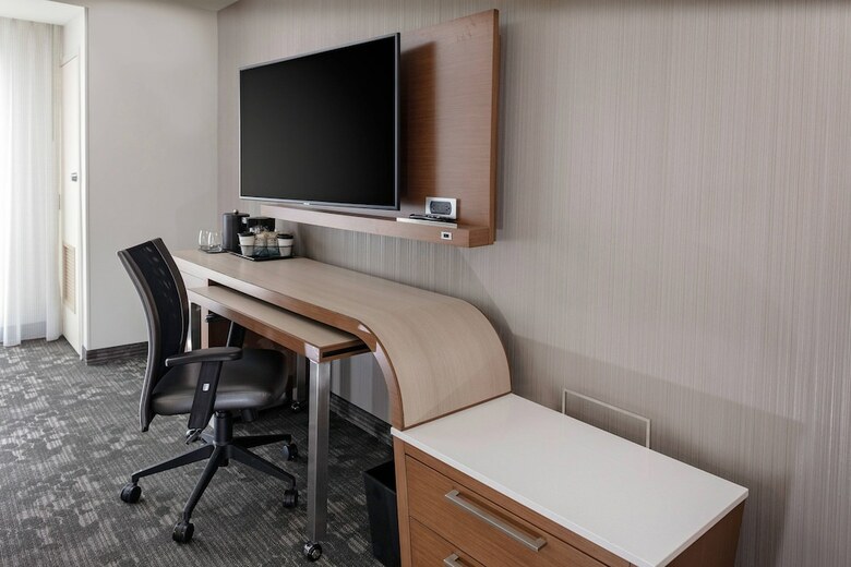 Hotel Courtyard By Marriott Cincinnati Mason