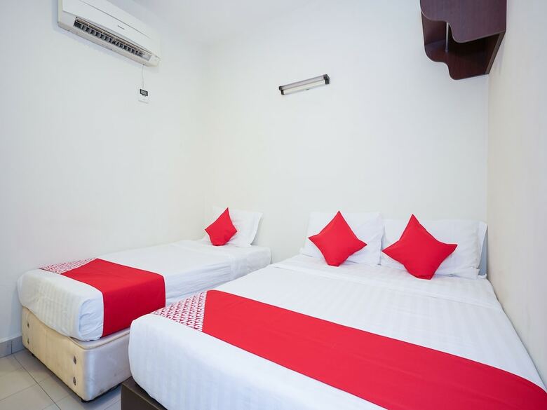 Oyo 44086 Jj Hotel