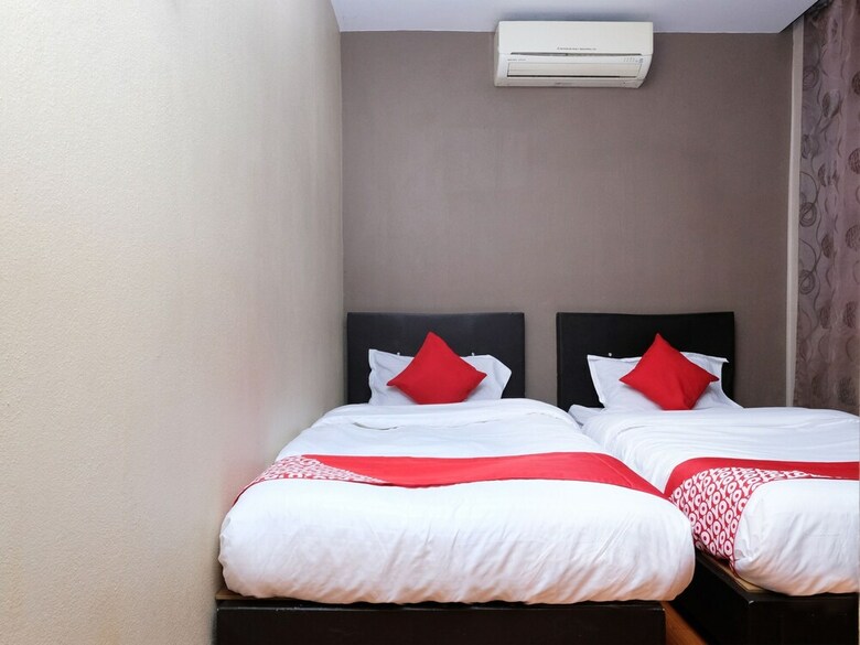 Oyo 44123 Hotel Al-saif