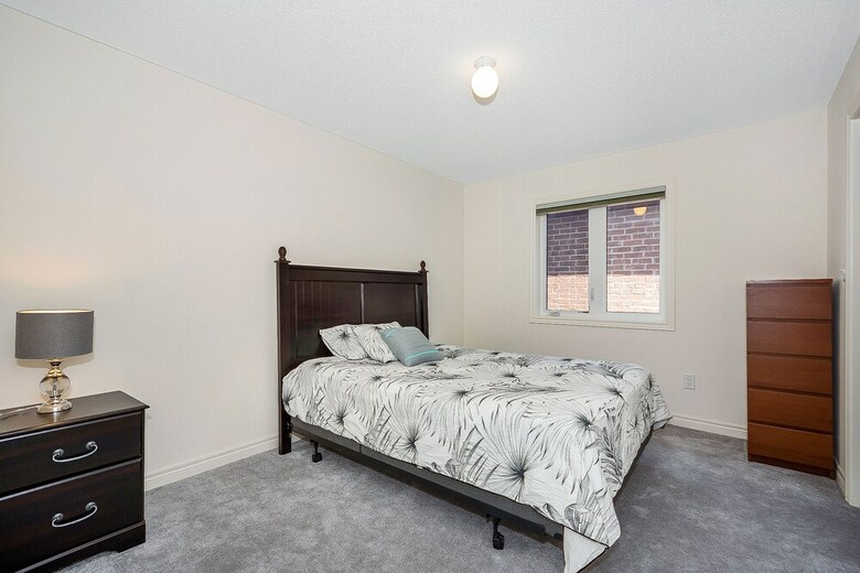 4 Bdrms Milton Near Toronto And Niagara