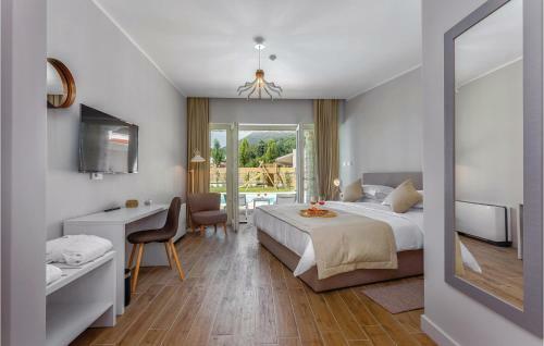 Four-bedroom Holiday Home In Veprinac