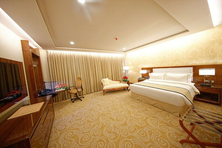 Hotel Royal Swiss Lahore