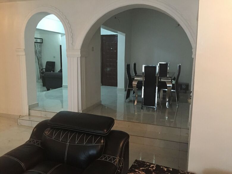 Amadi Villa