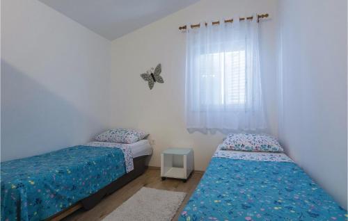 Two-bedroom Apartment In Vir