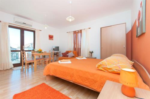 Hostal Apartments Mirjana