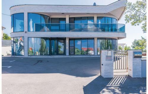 One-bedroom Apartment In Vrh