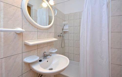 One-bedroom Apartment In Vrboska