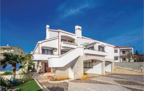 Two-bedroom Apartment In Krk