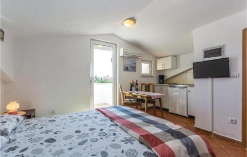 Studio Apartment In Porec