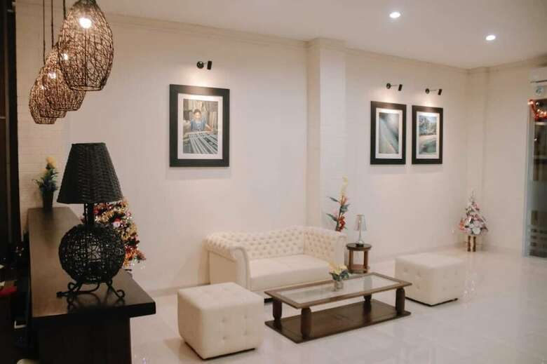 Bed & Breakfast Merlin Hotel
