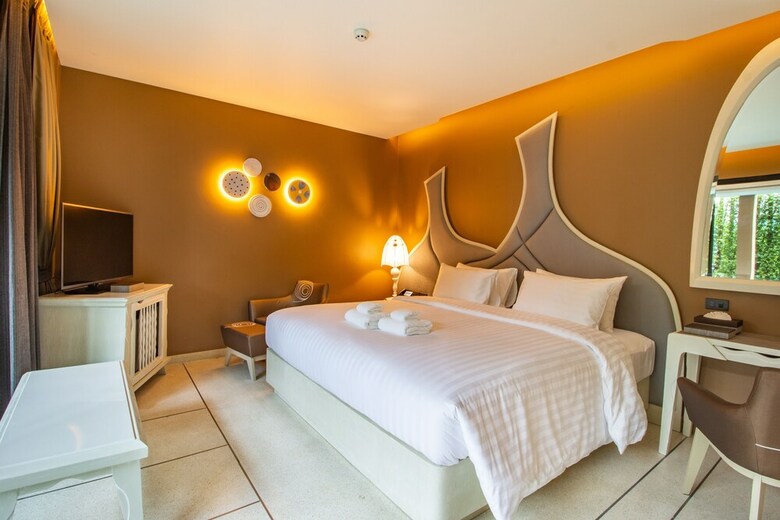 Rachabhura Hotel