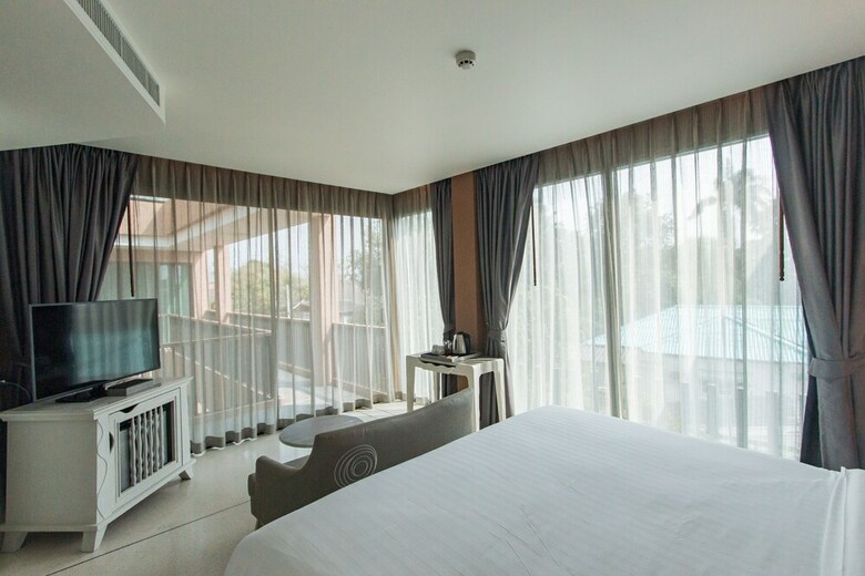 Rachabhura Hotel