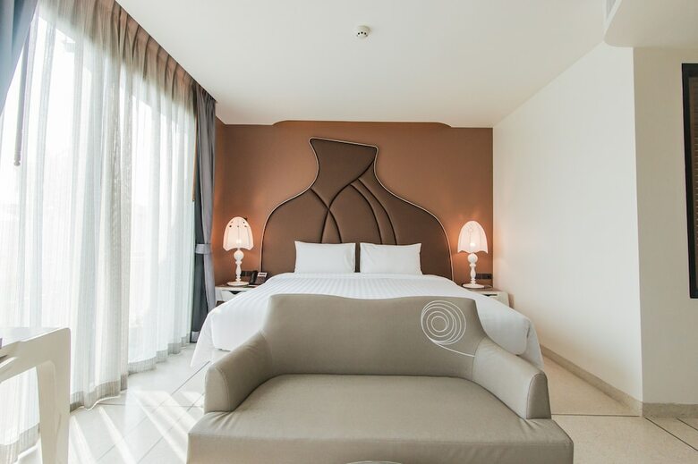 Rachabhura Hotel