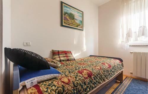 Two-bedroom Apartment In Pula