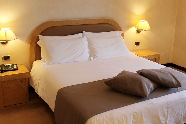 Hotel de La Ville Avellino