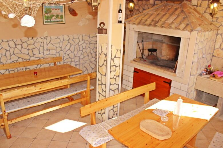 Apartments Bralovic
