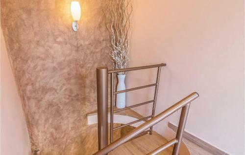 Two-bedroom Holiday Home In Pula