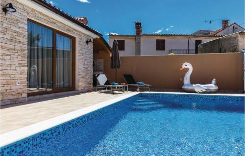 Two-bedroom Holiday Home In Pula